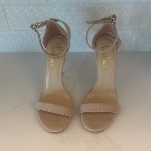 Brand new size 7 Lulus natural colored heels